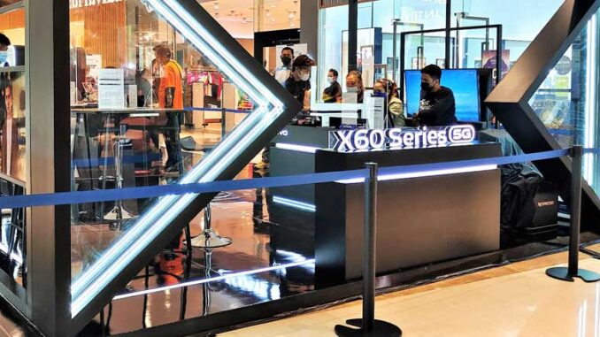 X60-Series-5G-Pop-Up-Store X60 Series 5G Pop-Up Store