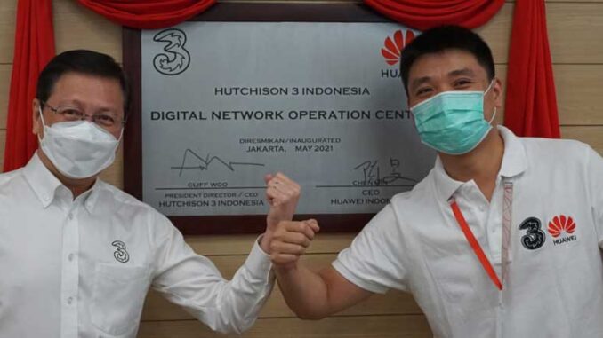 Tri-Resmikan-Digital-NOC-Baru Tri Resmikan Digital NOC
